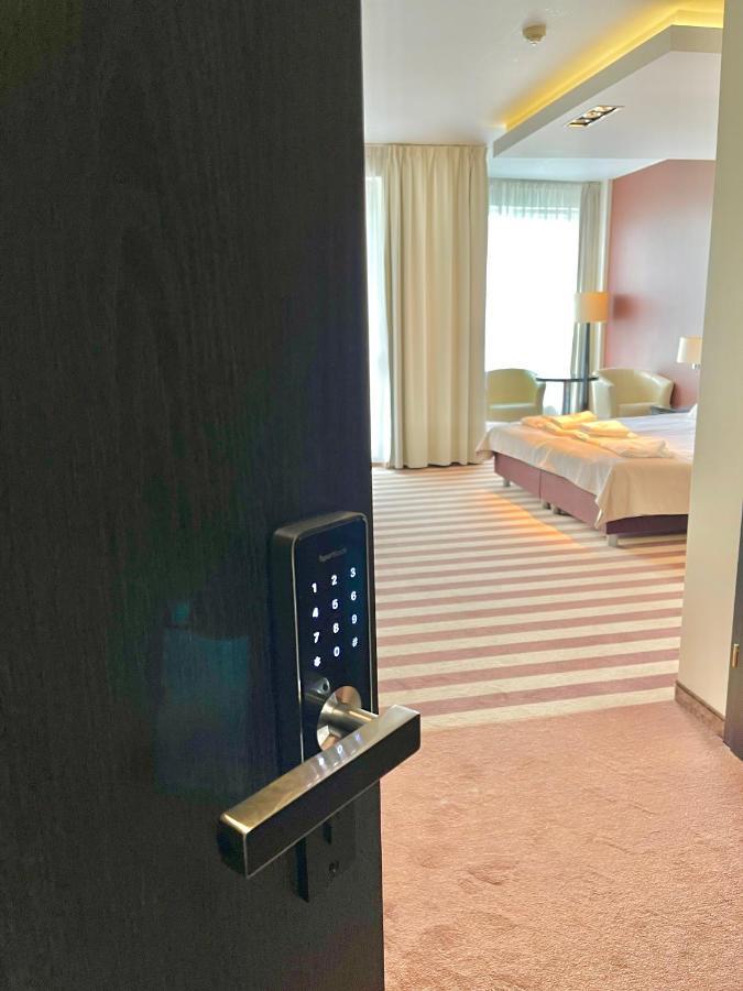 Laba Kolobrzeg Diva Apartament Prywatny Buitenkant foto